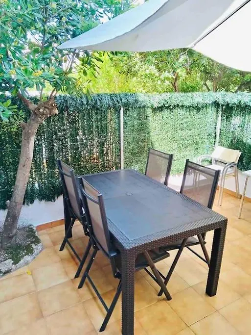 Precioso Apartamento En L'Escala Apartment